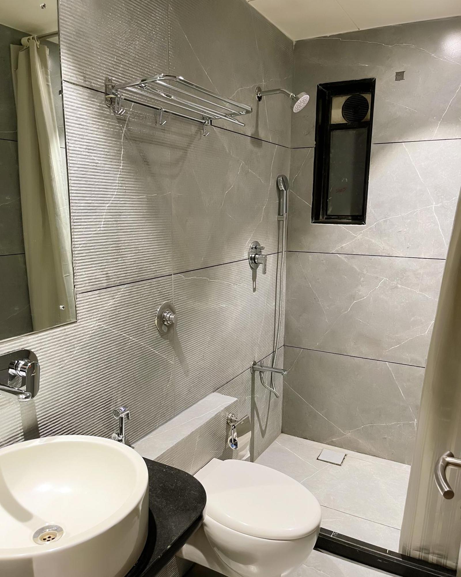 Hotel Sadanand Regency Pimpri-Chinchwad Экстерьер фото
