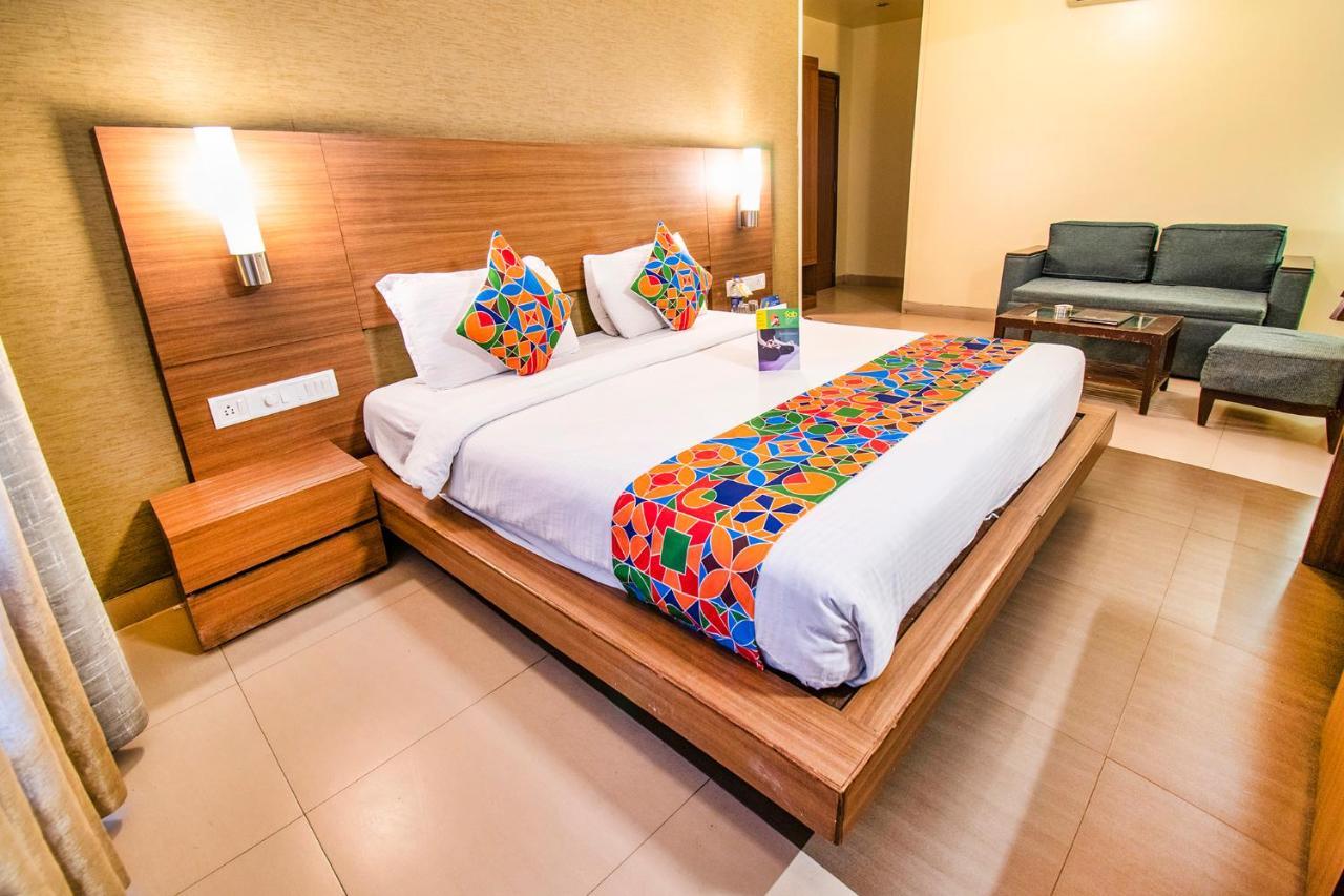 Hotel Sadanand Regency Pimpri-Chinchwad Экстерьер фото